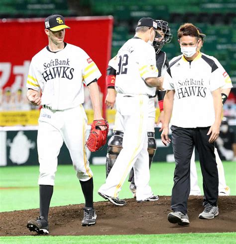 ＜ソ・楽3＞6回途中で降板したバンデンハーク（撮影・中村達也） ― スポニチ Sponichi Annex 野球