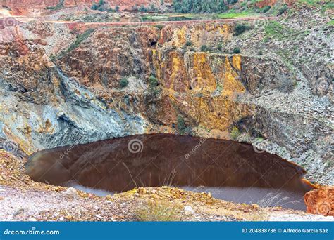 Mina De Cobre A Cielo Abierto En Tharsis Huelva Foto De Archivo