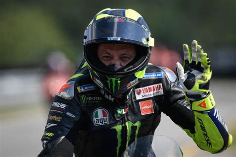 Lin Jarvis Bersyukur Valentino Rossi Pindah Ke Tim Satelit Yamaha