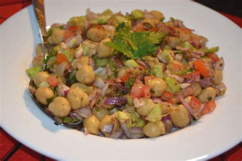 Chana Chaat Recipe | YummyKit.com