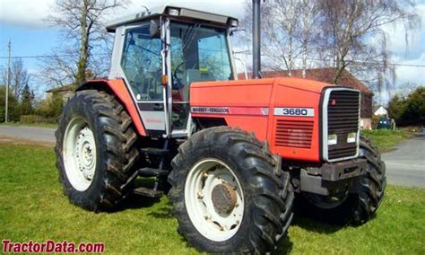 Massey Ferguson 3680 Tractor Photos Information