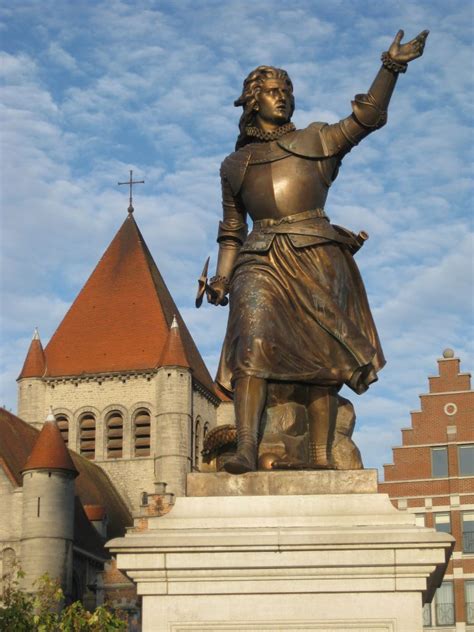 Tournai D Histoire Pisode La Statue De Christine De Lalaing Sur La