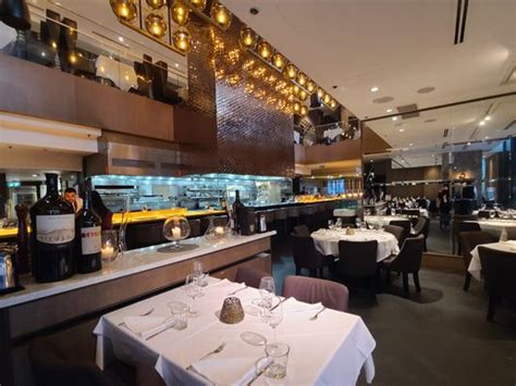 GLOWBAL - Updated January 2025 - 1031 Photos & 593 Reviews - 590 West ...