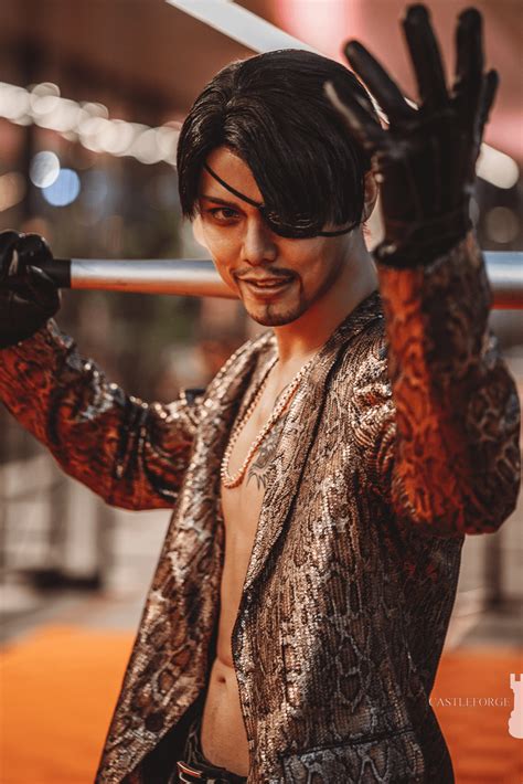 Majima Goro Cosplay at Dreamhack Convention : r/yakuzagames