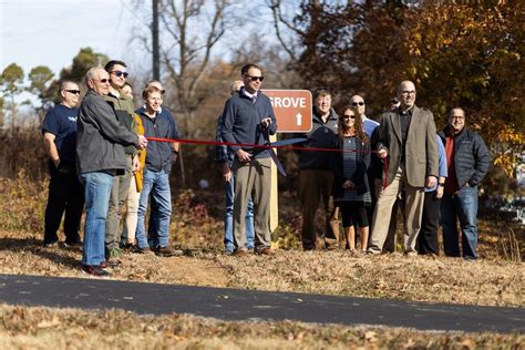 Trails Coalition Completes Construction of Oak Grove Trail