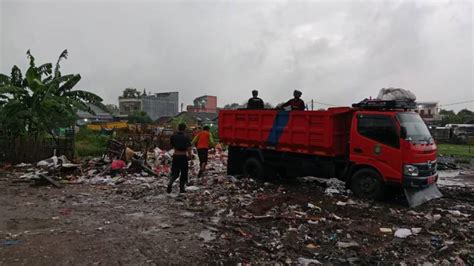 Dlh Kota Tangerang Pastikan Pelayanan Sampah Tetap Beroperasi Selama