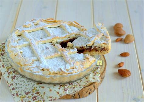 Crostata Mandorle E Cioccolato Golosa Torta Irresistibile E Profumata