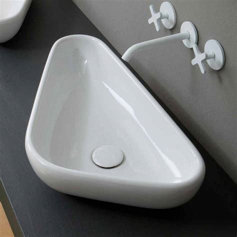 Lavabo Dappui De Design Moderne En Céramique Fait En Italie Sofia