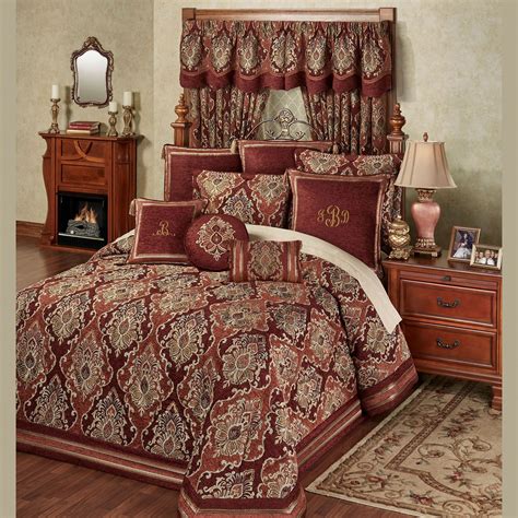 Ravenna Damask Oversized Bedspread Bedding