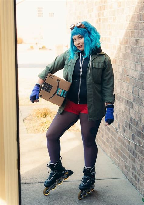 Ramona Flowers Cosplay Ramona Scott Pilgrim Scott Pilgrim Vs The World Halloween Cosplay