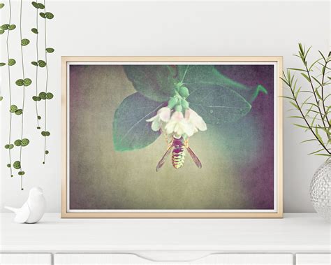 Printable Bee Wall Art Bee Art Print Floral Wall Art - Etsy