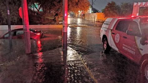 Lluvias Dejan Inundaciones Autos Varados Y Una Persona Muerta En