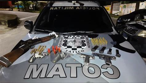 Cinco Armas De Fogo S O Apreendidas E Dupla Presa Pela Pmce Durante