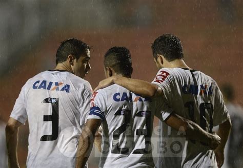 Chicao Jorge Henrique Douglas Corinthians X Uniao Barbarense Pelo