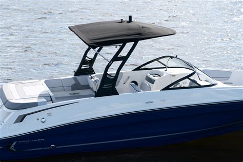 Bayliner VR6 Bowrider Outboard Fiberglass Boat