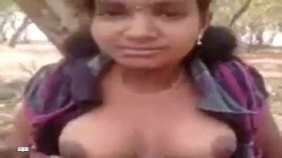 Ilam Pennai Gramathil Ool Seiyum Lovers Sex In Tamil Clip Village