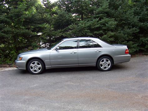 Infiniti Q45 - Information and photos - MOMENTcar