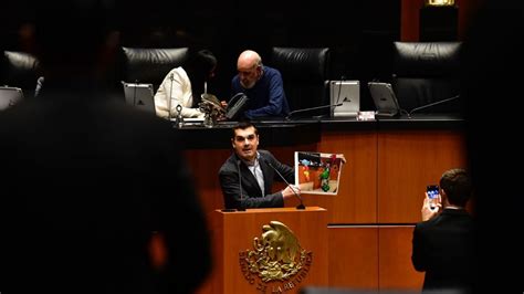 Limpie Su Cochinero Diputados De PAN Y Morena Se Enfrentan Por