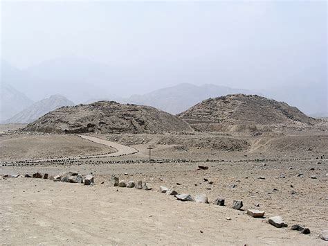 Caral pyramids in Perú - Ancient History Photo (1096358) - Fanpop