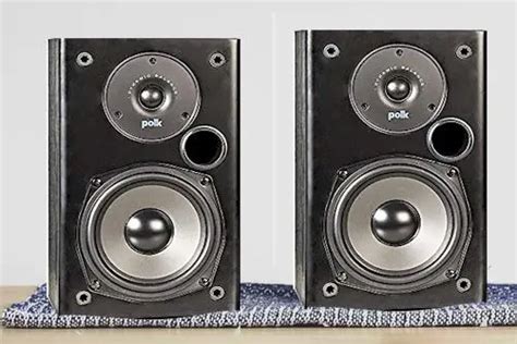 Polk Audio T15 Bookshelf Speakers Review