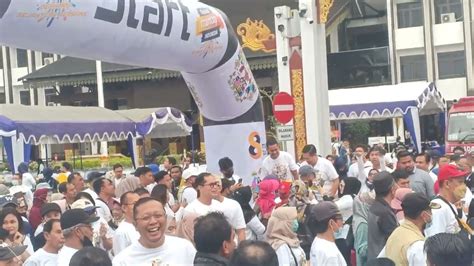 Festival Mandiri Taspen Diramaikan Dengan Jalan Sehat Dan Senam Bersama