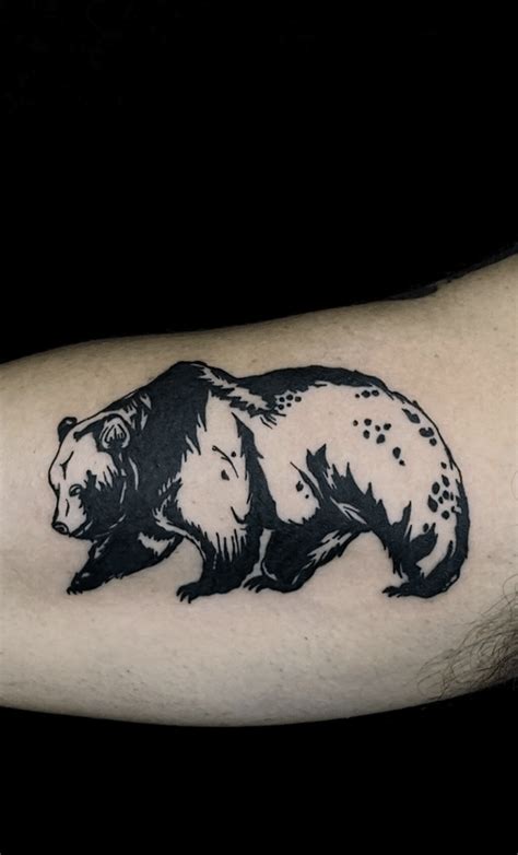 46 Un-bear-ably Cute Bear Tattoo Designs you will love