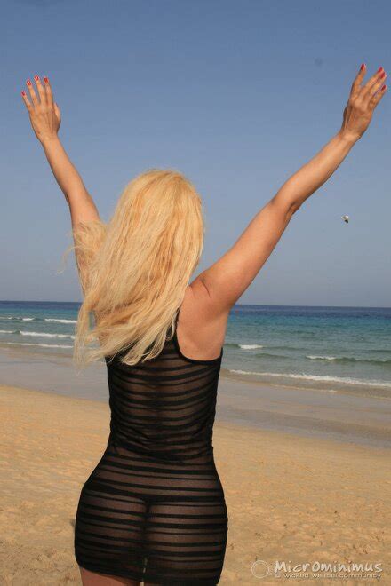 Bikini Model Diva AI Enhanced In The Romantic Mood 004 Topaz Enhance 3 5x Porn Pic