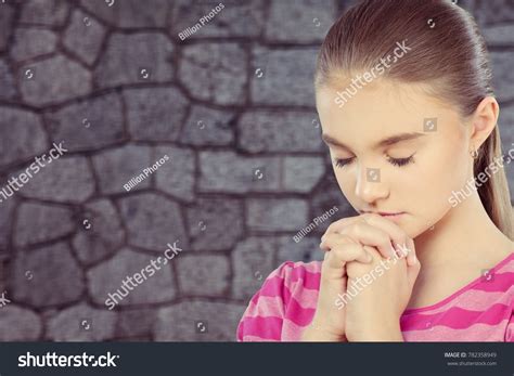 Little Girl Praying Stock Photo 782358949 Shutterstock