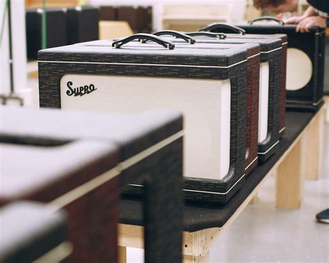 CUSTOM AMPS - Supro USA