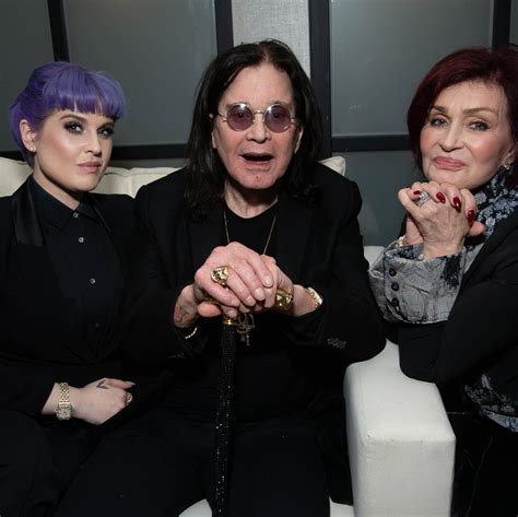 Ozzy Osbourne Reveals He S Battling Parkinson S Disease Parkinsons Disease Disease Symptoms