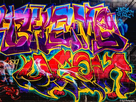 Los Angeles Graffiti by ArtNGame215 on DeviantArt