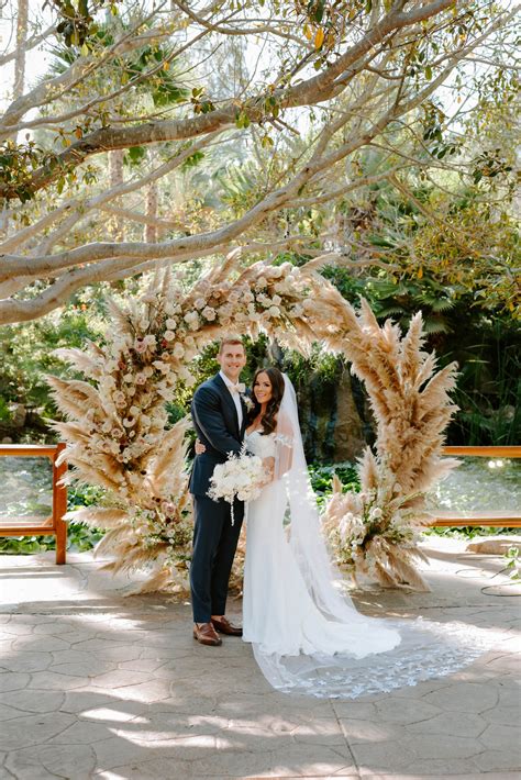 Allie and Joe | The Seabird Resort Oceanside Wedding | Botanica Wedding ...