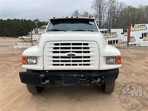 1998 Ford F 800 Crew Cab Single Axle Dump Truck Vin 1fdxf80c1wva20979