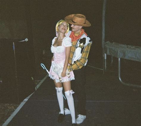 Nezza Hernandez And Crawford Collins Crezza Disfraces De Halloween