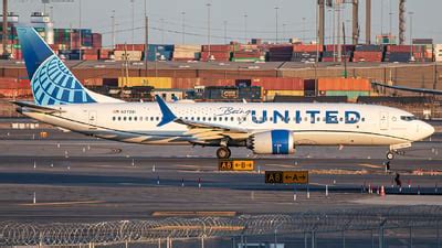 N27261 Boeing 737 8 MAX United Airlines Polar Aviation JetPhotos