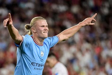 Erling Haaland Becoming Burden In Dressing Room Hints At Man City