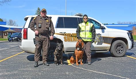 Cass County Sheriffs Office K 9s Bring Smiles To Nursing Home