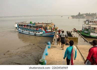 1,230 Sundarban Boat Images, Stock Photos & Vectors | Shutterstock