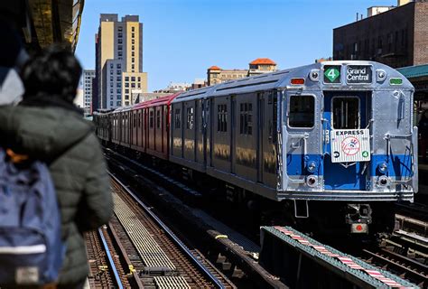 Hundreds Of Yankees Fans Join New York City Transit President On