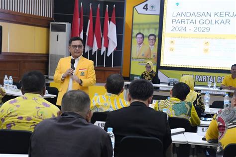 Golkar Gerindra Ingin Berkoalisi Pasangan Ridwan Kamil Dengan Dedi