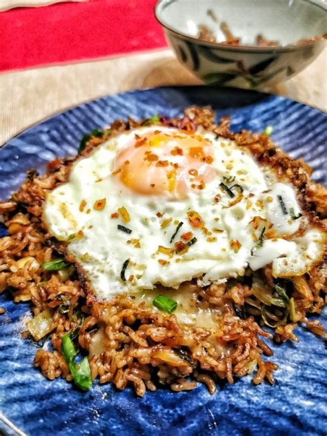 An Easy Delicious And Fail Proof Claypot Chicken Rice Recipe