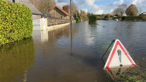 Crues Dans Le Pas De Calais Une Soixantaine De Maisons Encore Inond Es