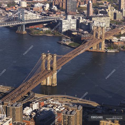 Manhattan bridge and Brooklyn bridge — high, typically american - Stock ...