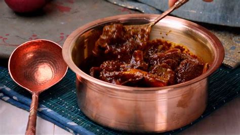 Rogan Josh Recipe: Easy Rogan Josh, Mutton Rogan Josh Dish - Yummefy ...