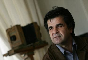 La justicia iraní ordena liberación bajo fianza de cineasta Jafar Panahi