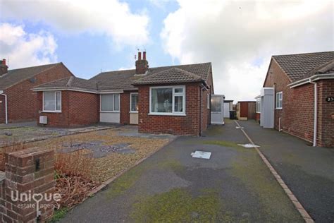 2 Bed Bungalow For Sale In Consett Avenue Thornton Cleveleys Fy5