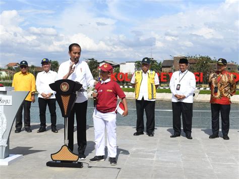 Foto Presiden Resmikan Sejumlah Proyek Infrastruktur Pengendali