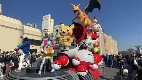 PHOTOS VIDEO NO LIMIT Parade Featuring Pokémon Mario Kart and