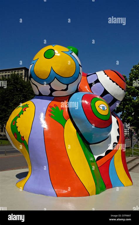 Niki De Saint Phalle Nanas Hi Res Stock Photography And Images Alamy