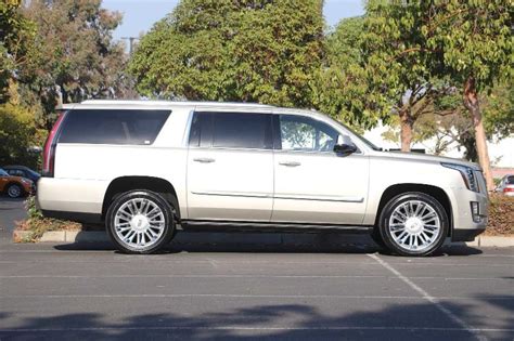 Pre Owned 2017 Cadillac Escalade Esv 4wd 4dr Platinum Sport Utility In Fremont M10612